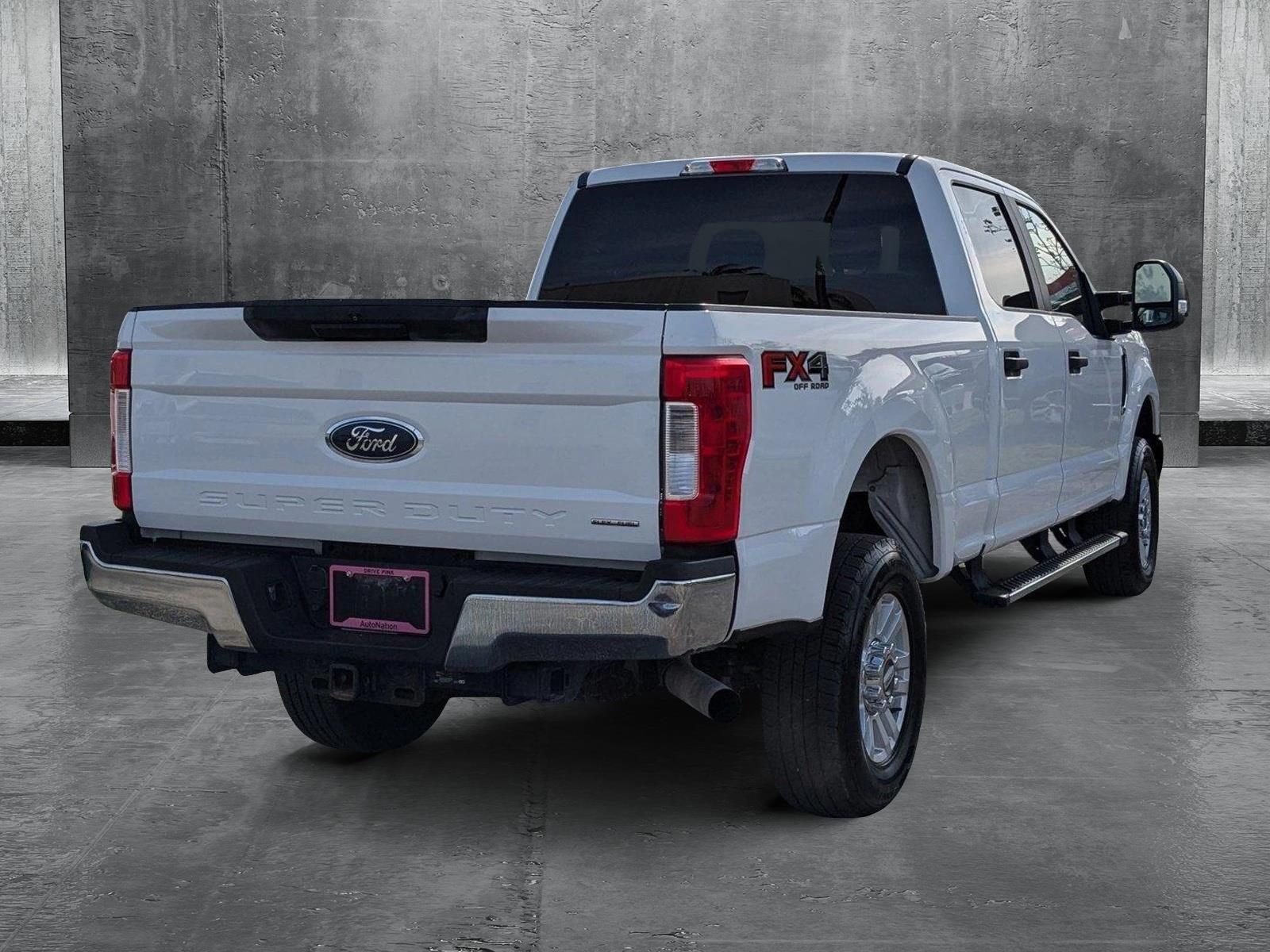 2017 Ford Super Duty F-250 SRW Vehicle Photo in Miami, FL 33015