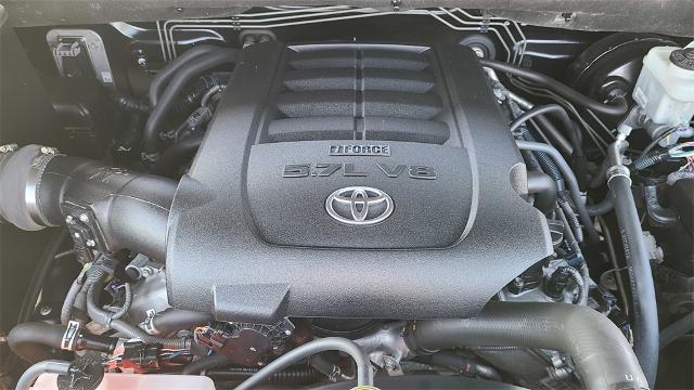 2014 Toyota Tundra 4WD Truck Vehicle Photo in FLAGSTAFF, AZ 86001-6214