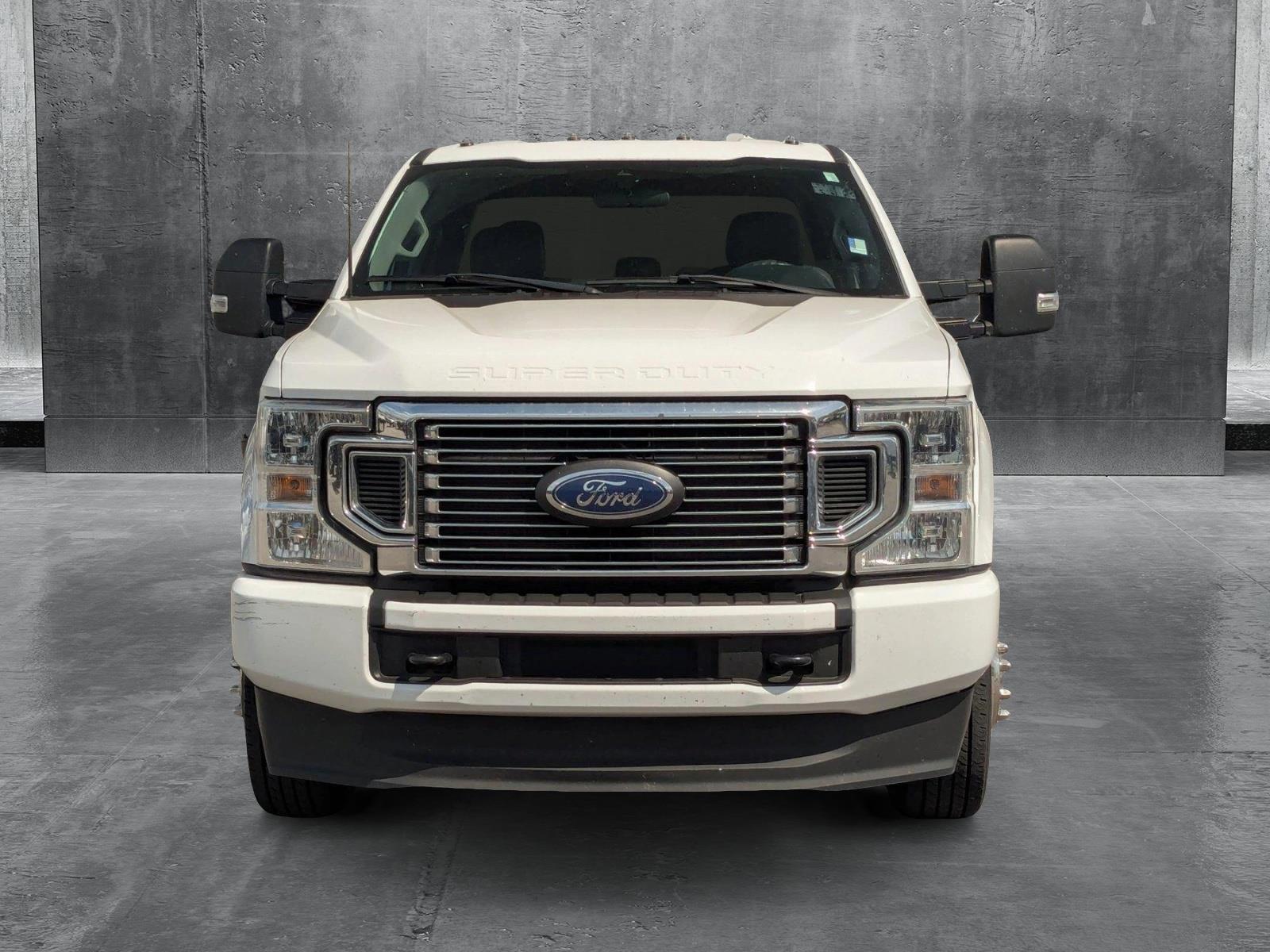 2022 Ford Super Duty F-350 DRW Vehicle Photo in St. Petersburg, FL 33713