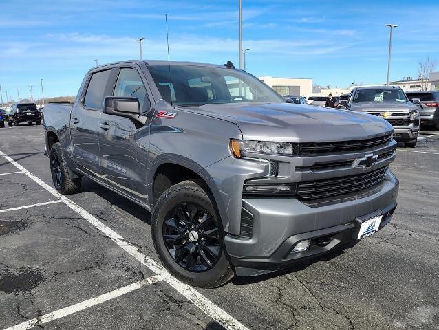 2022 Chevrolet Silverado 1500 LTD Vehicle Photo in GREEN BAY, WI 54304-5303