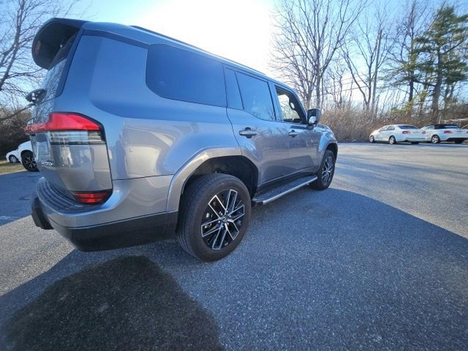 2024 Lexus GX Vehicle Photo in BETHLEHEM, PA 18017-9401