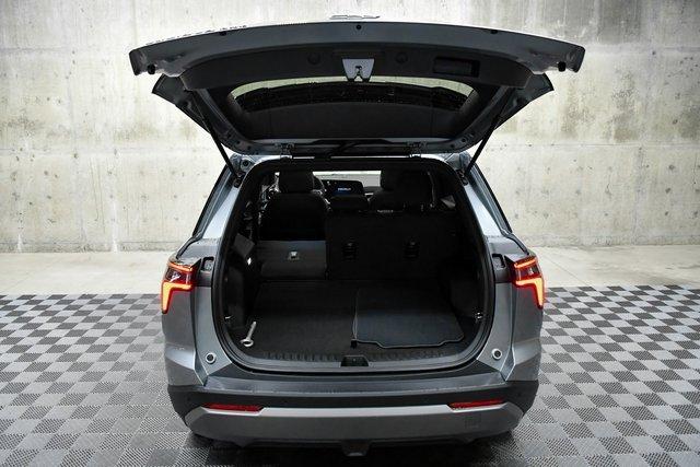 2025 Chevrolet Equinox Vehicle Photo in EVERETT, WA 98203-5662