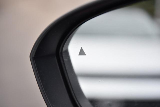 2025 Nissan Rogue Vehicle Photo in Ballwin, MO 63011