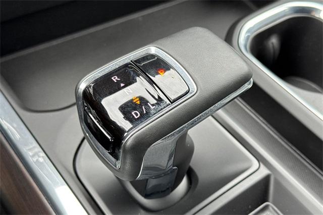 2023 GMC Sierra 1500 Vehicle Photo in ELK GROVE, CA 95757-8703