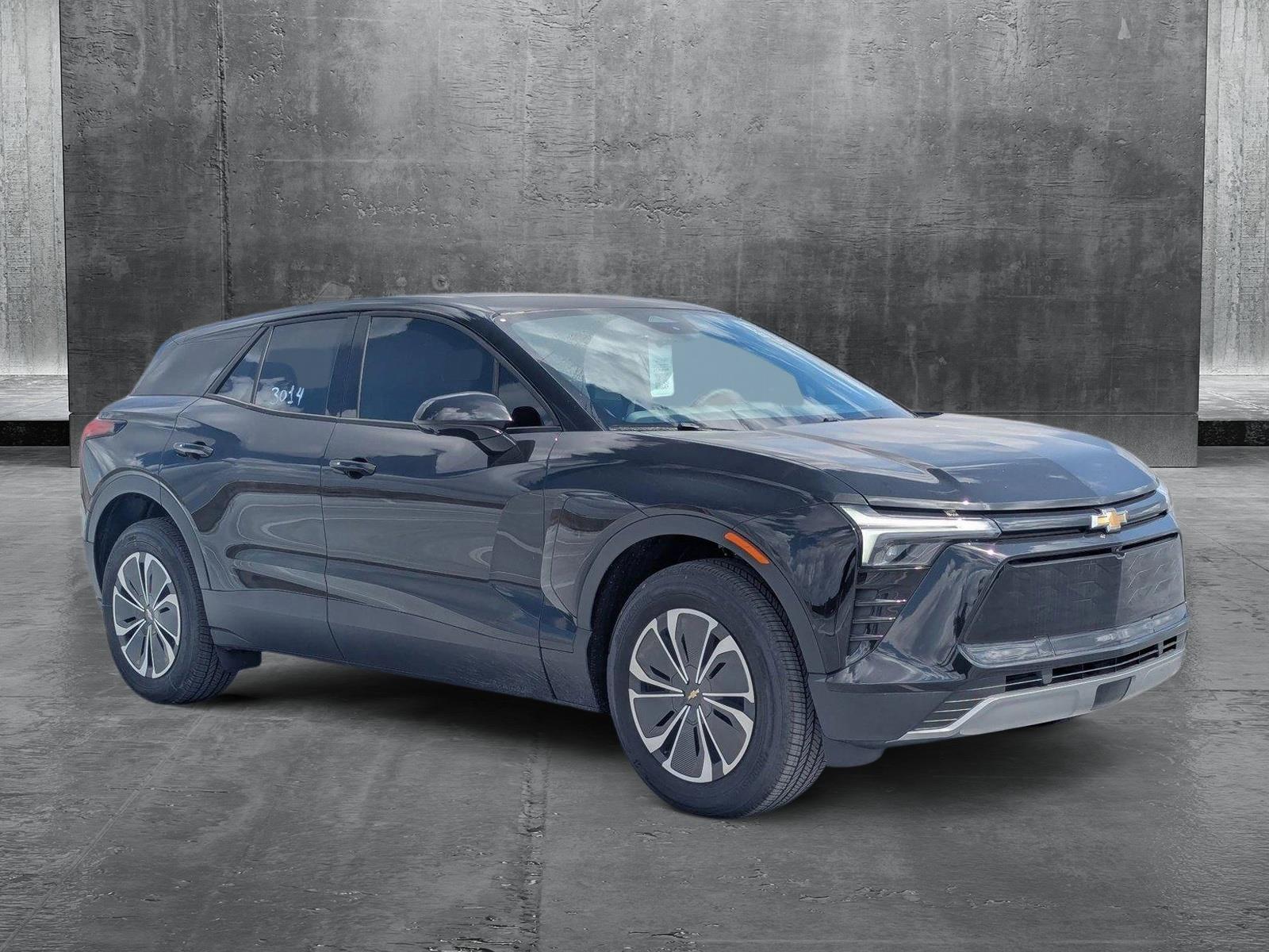 2025 Chevrolet Blazer EV Vehicle Photo in PEMBROKE PINES, FL 33024-6534