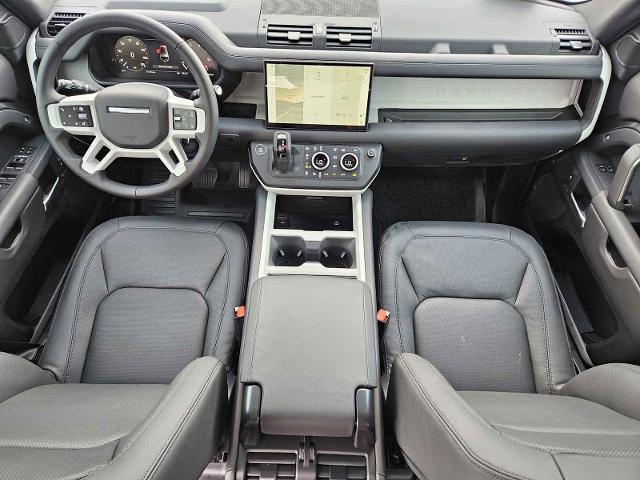 2025 Defender Vehicle Photo in AUSTIN, TX 78717