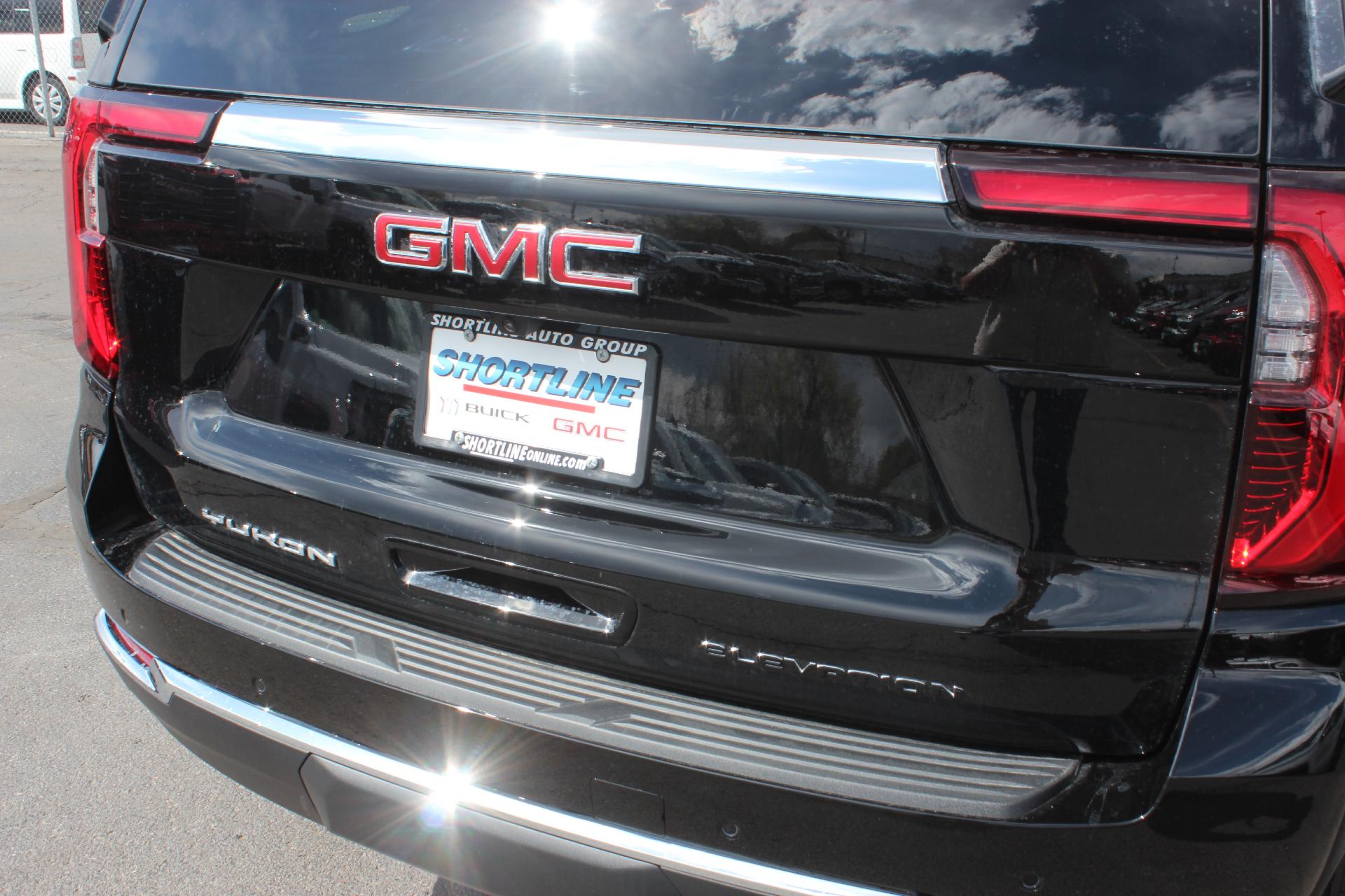 2025 GMC Yukon Vehicle Photo in AURORA, CO 80012-4011