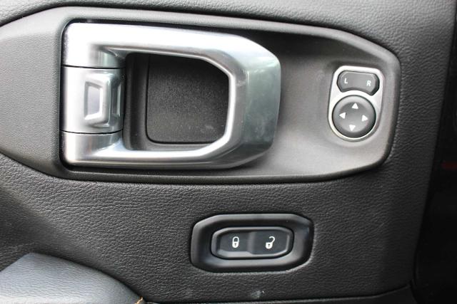 2022 Jeep Gladiator Vehicle Photo in HOUSTON, TX 77090