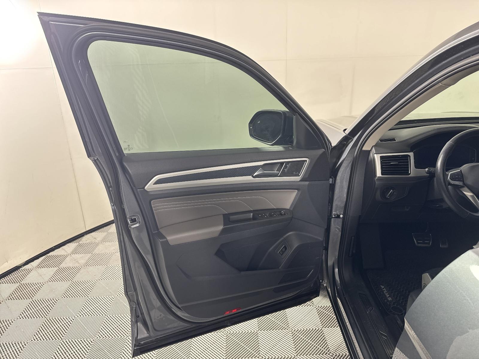 2022 Volkswagen Atlas Vehicle Photo in Georgetown, TX 78626