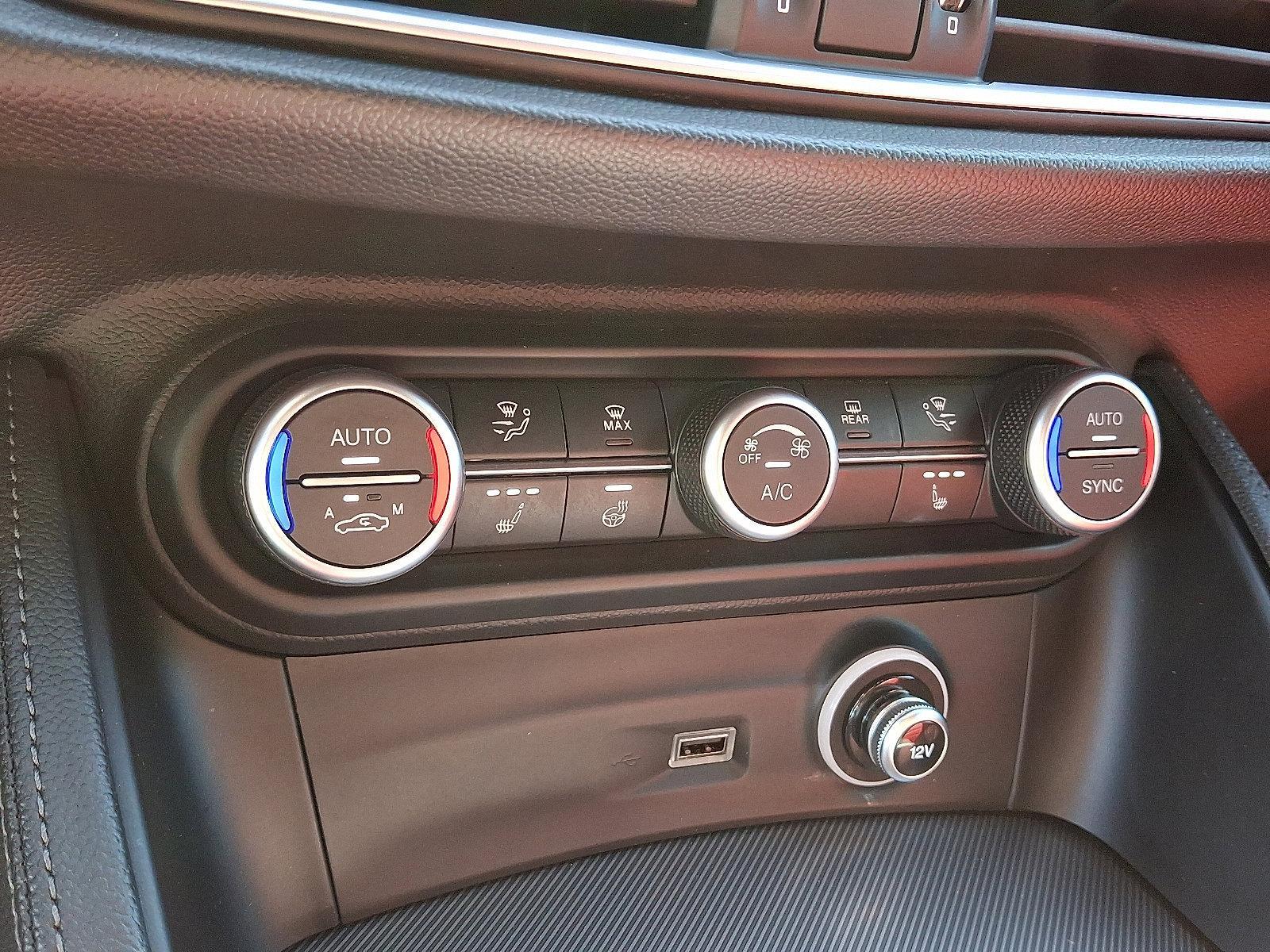 2022 Alfa Romeo Stelvio Vehicle Photo in Willow Grove, PA 19090