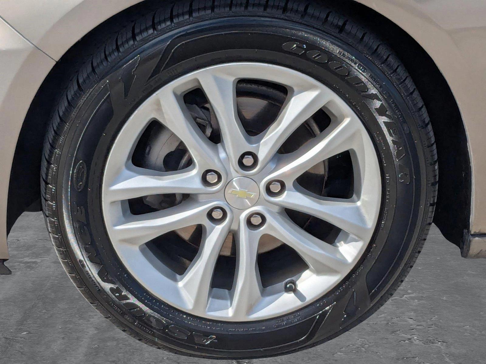 2018 Chevrolet Malibu Vehicle Photo in PEMBROKE PINES, FL 33024-6534