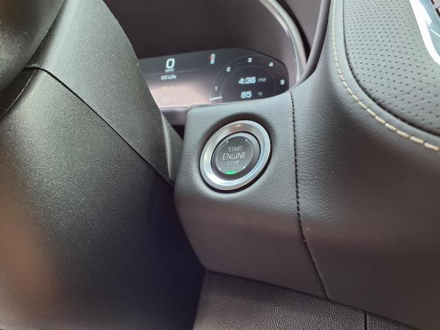 2024 GMC Yukon XL Vehicle Photo in ROXBORO, NC 27573-6143