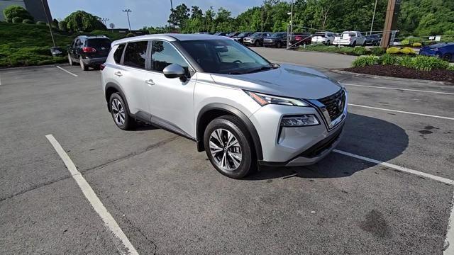 2022 Nissan Rogue Vehicle Photo in Pleasant Hills, PA 15236