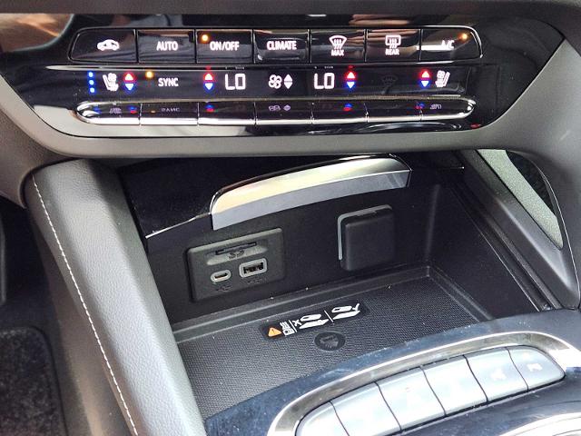 2023 Buick Envision Vehicle Photo in DENTON, TX 76210-9321