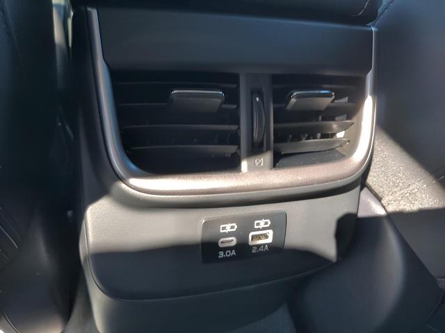 2025 Subaru Outback Vehicle Photo in Green Bay, WI 54304