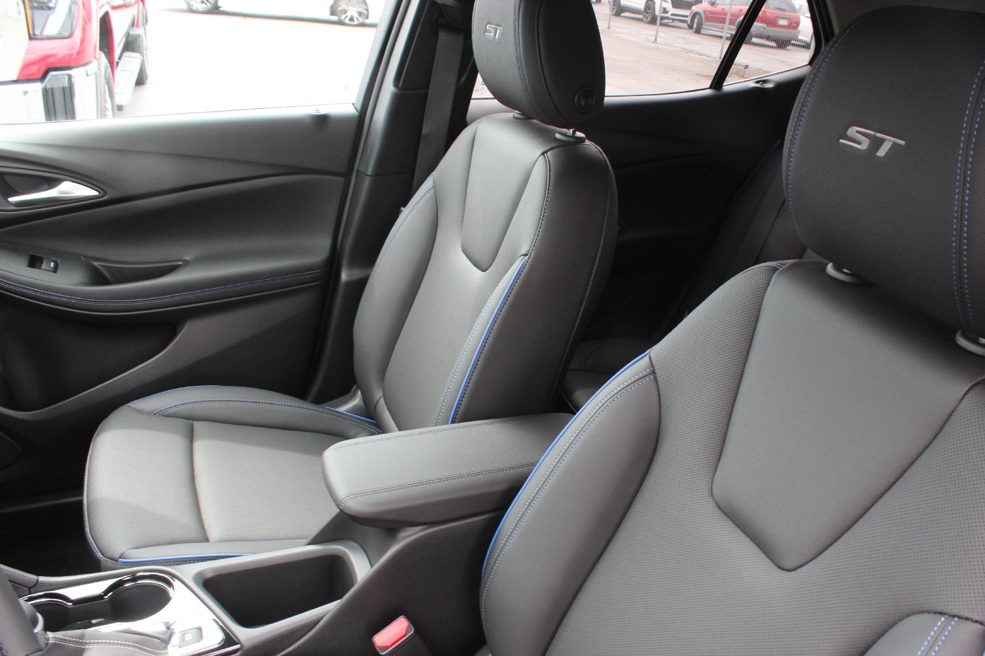 2026 Buick Encore GX Vehicle Photo in AURORA, CO 80012-4011