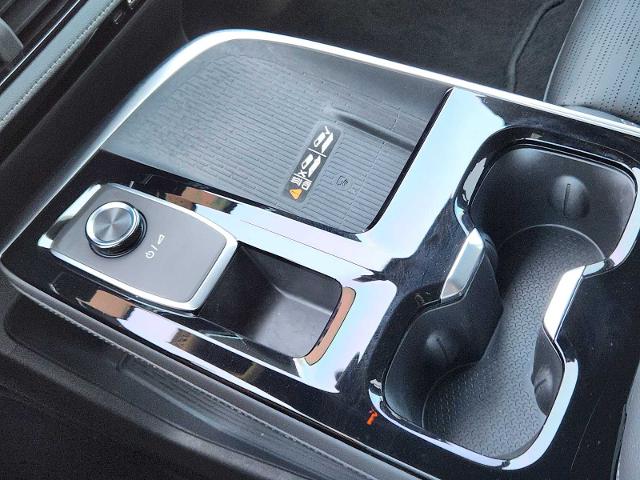 2025 Buick Enclave Vehicle Photo in DENTON, TX 76210-9321