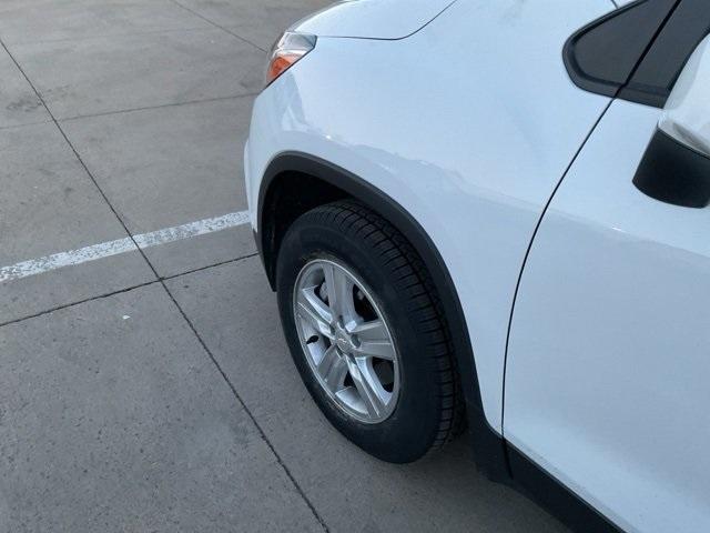 2021 Chevrolet Trax Vehicle Photo in ENGLEWOOD, CO 80113-6708