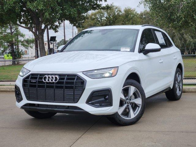 2025 Audi Q5 Vehicle Photo in HOUSTON, TX 77090