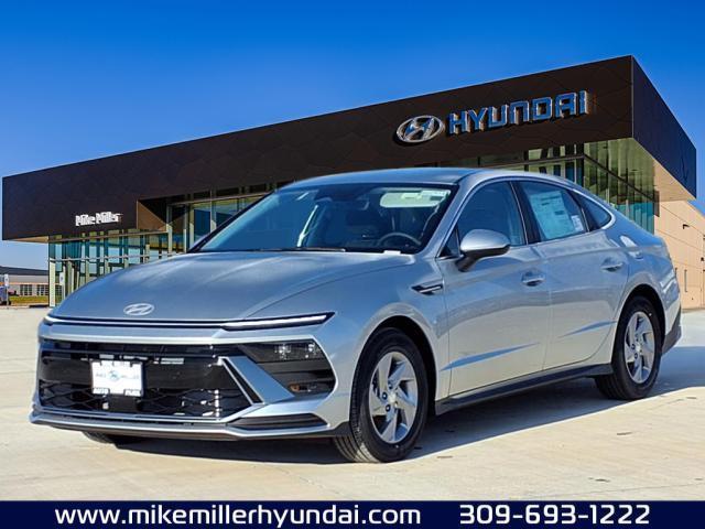 2025 Hyundai SONATA Vehicle Photo in Peoria, IL 61615