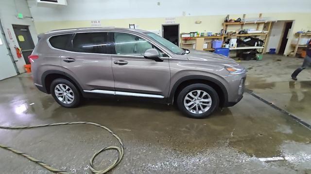 2020 Hyundai SANTA FE Vehicle Photo in Pleasant Hills, PA 15236