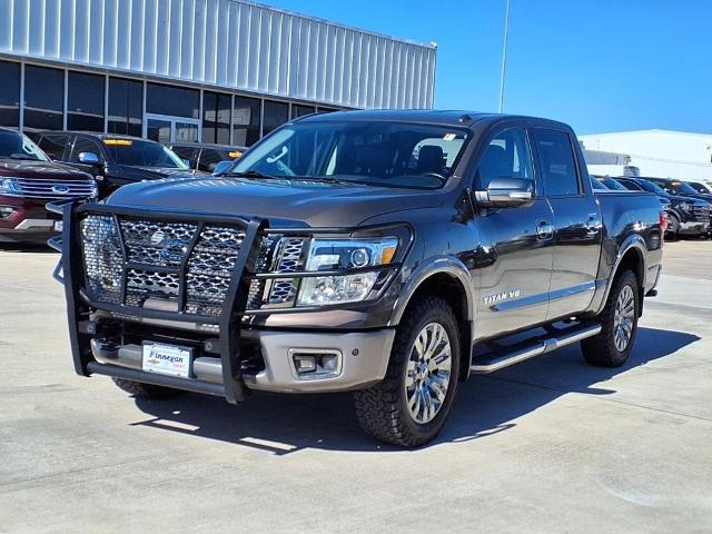 2019 Nissan Titan Vehicle Photo in ROSENBERG, TX 77471-5675