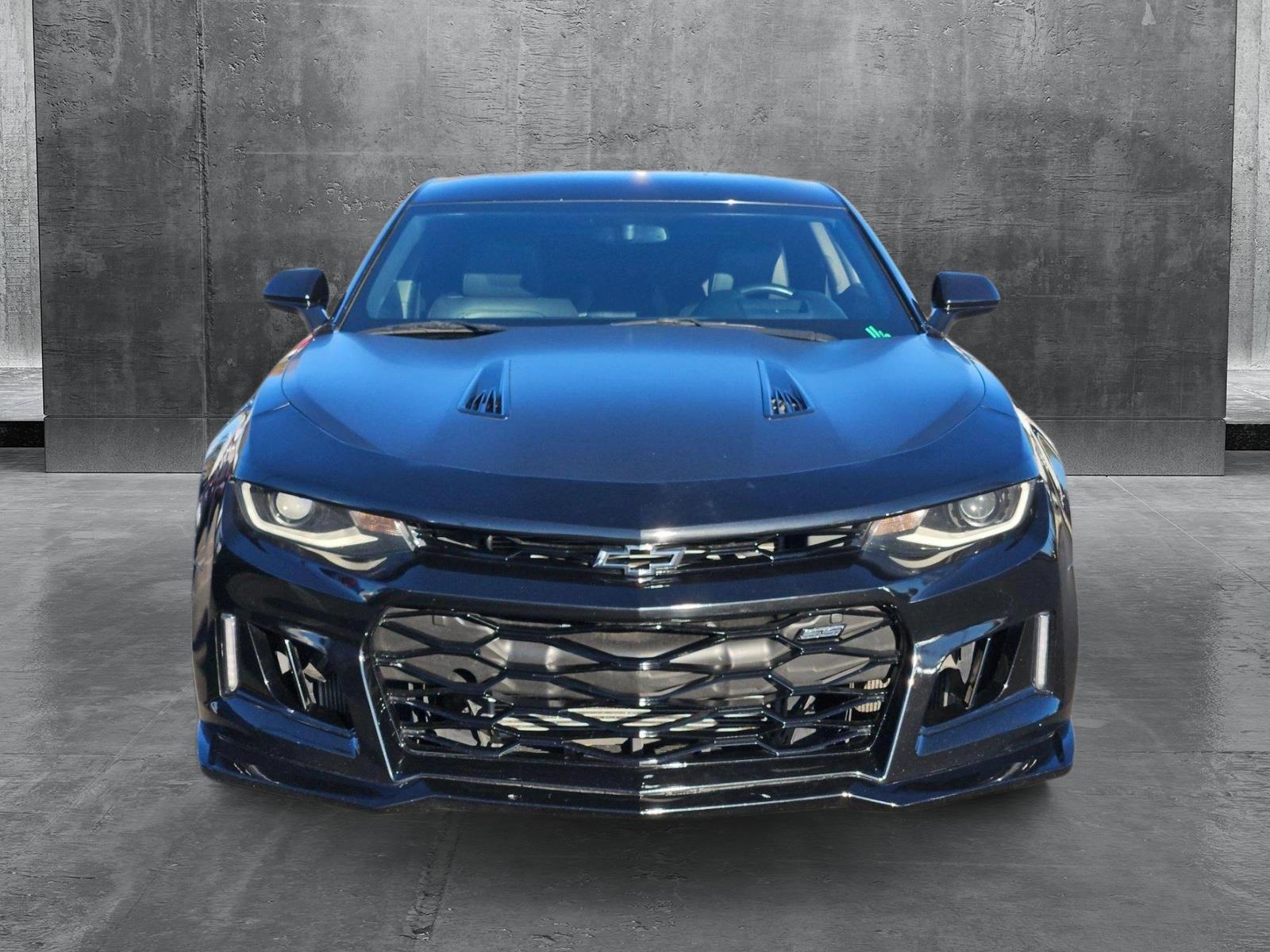 2018 Chevrolet Camaro Vehicle Photo in MESA, AZ 85206-4395