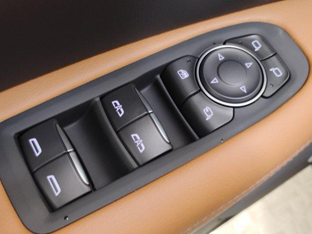 2025 Cadillac XT5 Vehicle Photo in PINEVILLE, NC 28134-8495