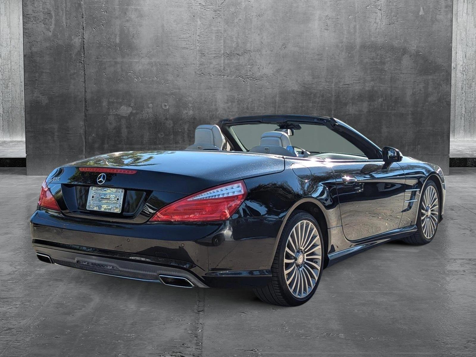 2016 Mercedes-Benz SL Vehicle Photo in MIAMI, FL 33172-3015