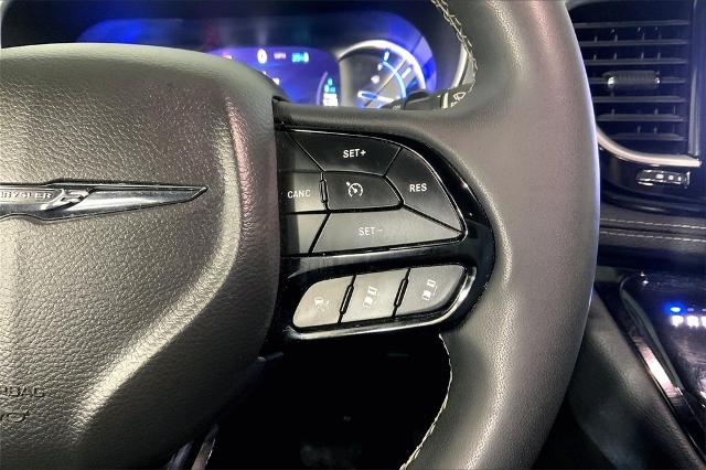 2022 Chrysler Pacifica Vehicle Photo in Kansas City, MO 64114