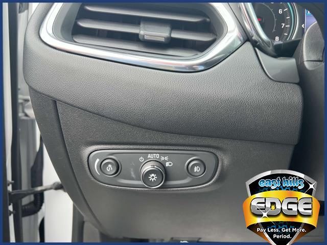 2021 Chevrolet Equinox Vehicle Photo in Roslyn, NY 11576