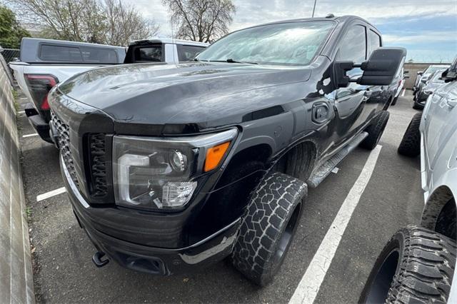 2018 Nissan Titan XD Vehicle Photo in ELK GROVE, CA 95757-8703