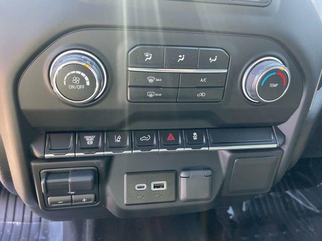 2024 Chevrolet Silverado 3500 HD Vehicle Photo in MEDINA, OH 44256-9631