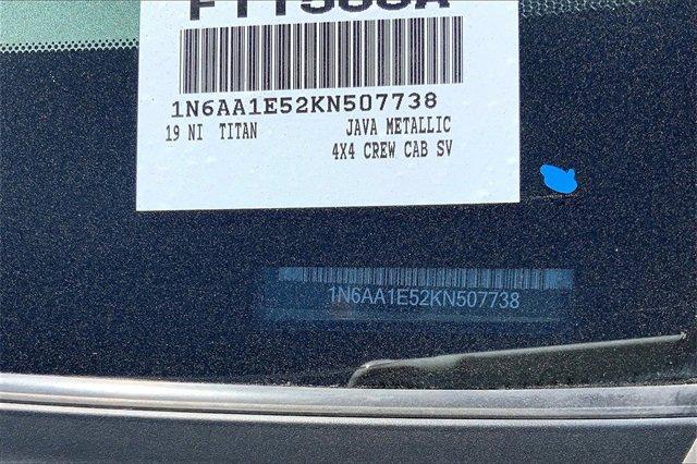 2019 Nissan Titan Vehicle Photo in TOPEKA, KS 66609-0000