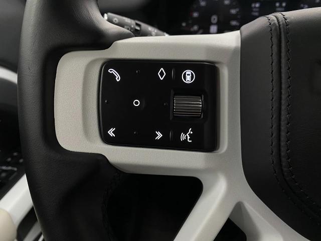 2024 Defender Vehicle Photo in Appleton, WI 54913