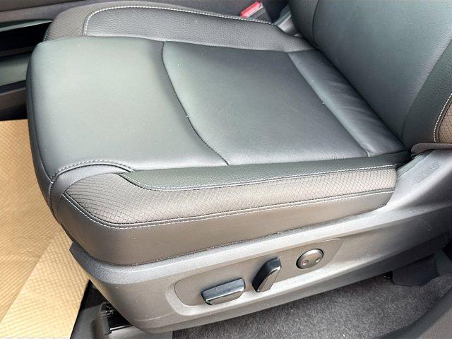 2025 Nissan Pathfinder Vehicle Photo in Flemington, NJ 08822