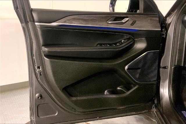 2022 Jeep Grand Cherokee L Vehicle Photo in Kansas City, MO 64114