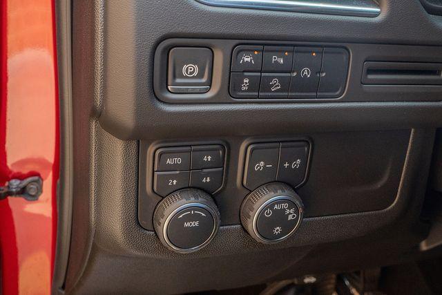 2024 Chevrolet Tahoe Vehicle Photo in DANBURY, CT 06810-5034