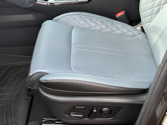 2025 Kia Sorento Hybrid Vehicle Photo in MADISON, WI 53713-3220