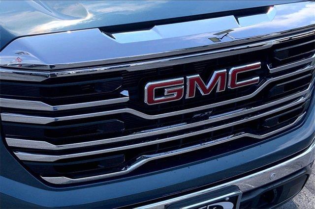 2024 GMC Sierra 1500 Vehicle Photo in INDEPENDENCE, MO 64055-1377