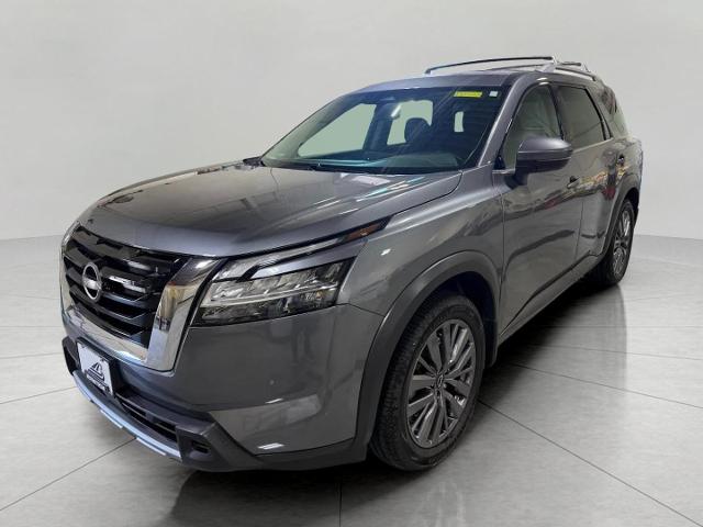2023 Nissan Pathfinder Vehicle Photo in Kaukauna, WI 54130