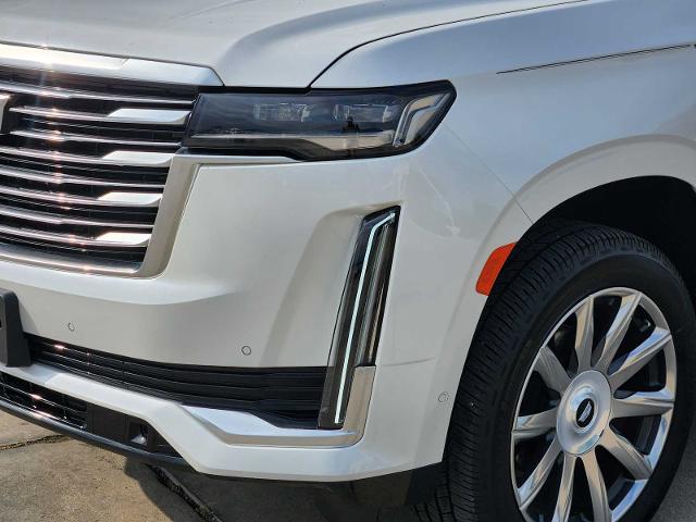 2021 Cadillac Escalade ESV Vehicle Photo in DENTON, TX 76210-9321