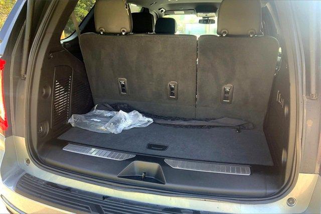 2023 GMC Yukon Vehicle Photo in KANSAS CITY, MO 64114-4545