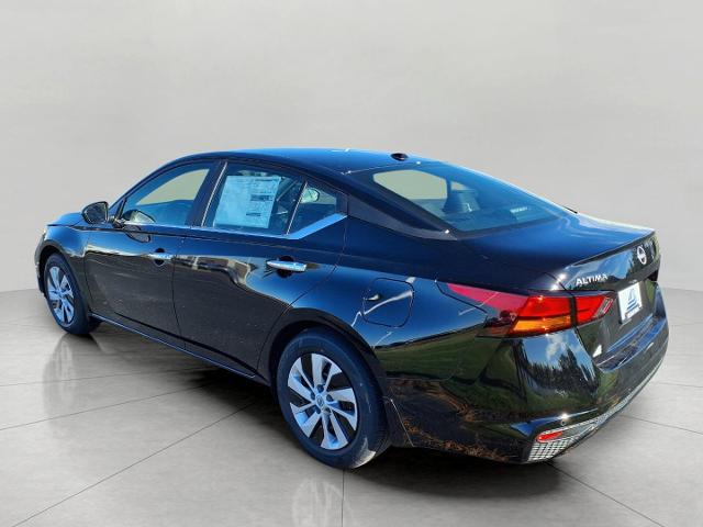2025 Nissan Altima Vehicle Photo in Oshkosh, WI 54904