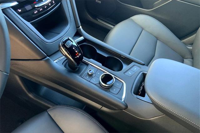 2025 Cadillac XT5 Vehicle Photo in KANSAS CITY, MO 64114-4545