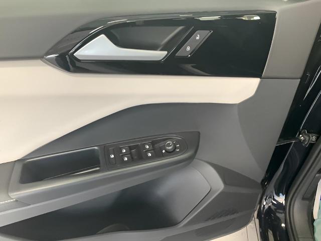 2025 Volkswagen Taos Vehicle Photo in Oshkosh, WI 54904