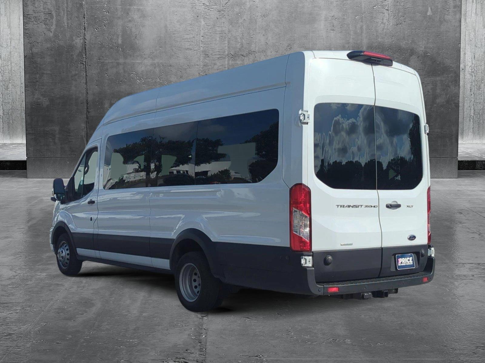 2024 Ford Transit Passenger Wagon Vehicle Photo in Margate, FL 33063