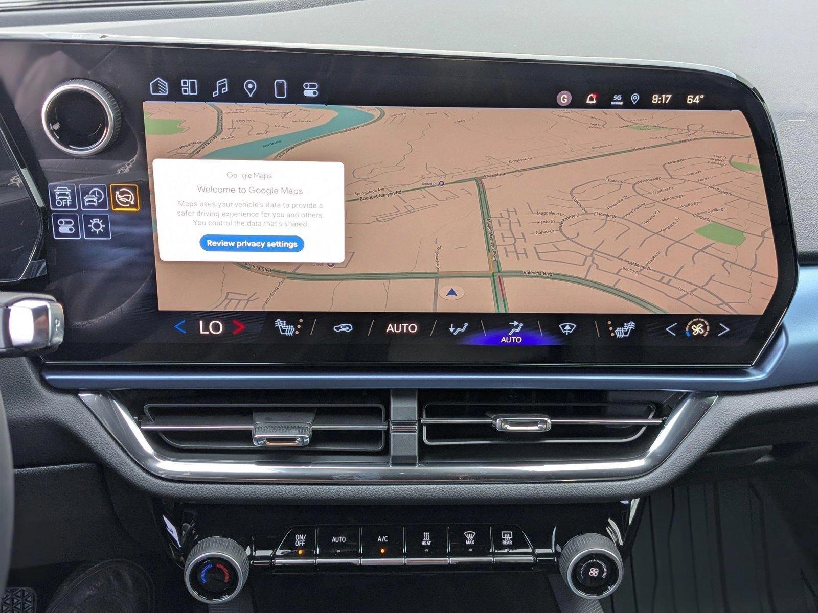 2025 Chevrolet Equinox EV Vehicle Photo in VALENCIA, CA 91355-1705
