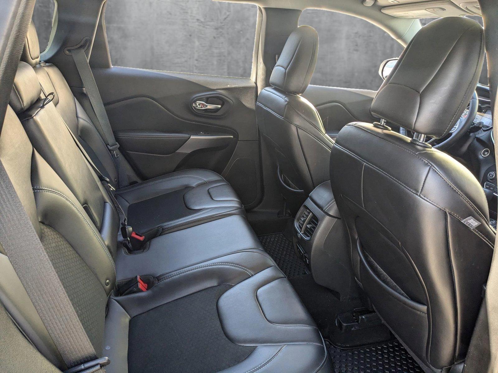 2019 Jeep Cherokee Vehicle Photo in Towson, MD 21204