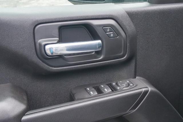 2025 Chevrolet Silverado 2500 HD Vehicle Photo in VENTURA, CA 93003-8585